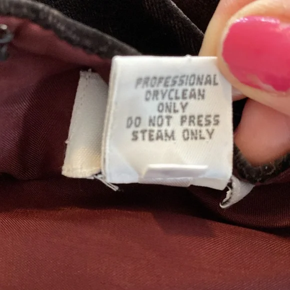 Dress Elegant Merlot Velvet Dress - Picture 10 of 10